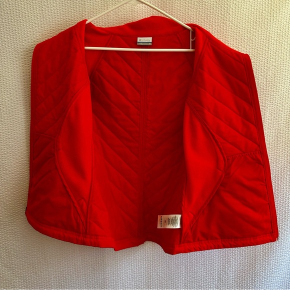 Columbia Women’s Pink Vest Size: Medium - Picture 6 of 8